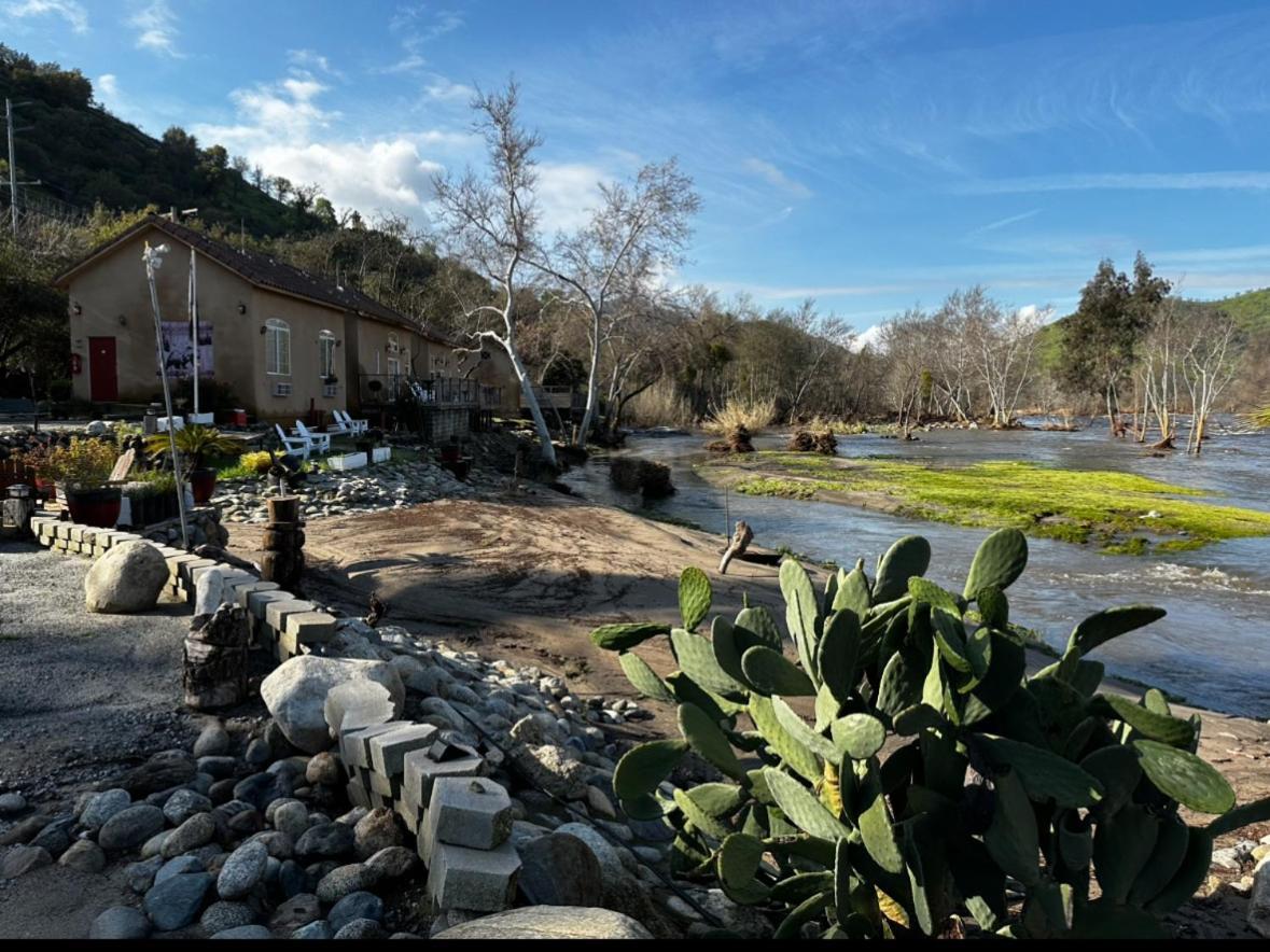 Sequoia River Front Cabins Three Rivers Exteriér fotografie